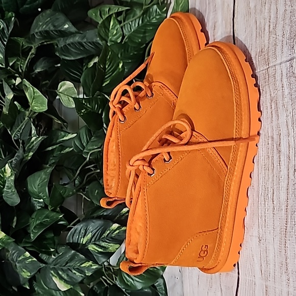 UGG Neumel Clementine Orange Chukka Boots NWOT